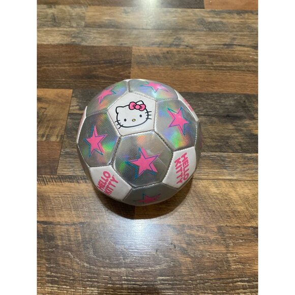Hello Kitty‎ soccer ball - Picture 1 of 2